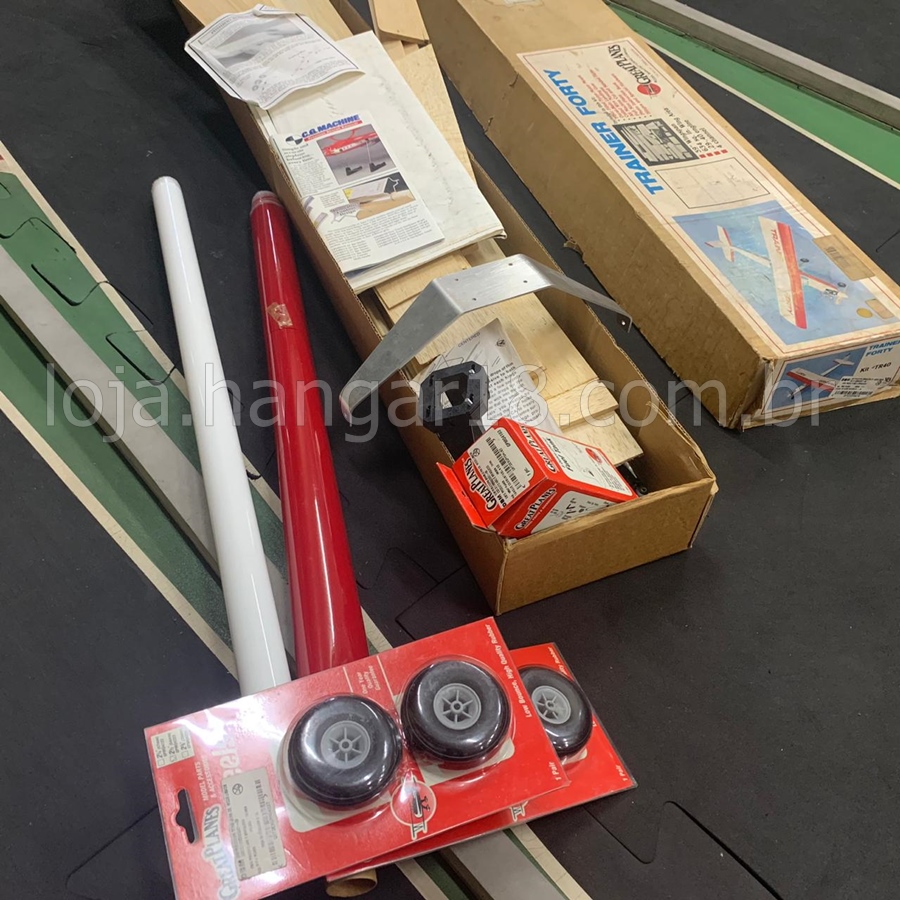 AEROMODELO TRAINER ASA ALTA COMPLETO