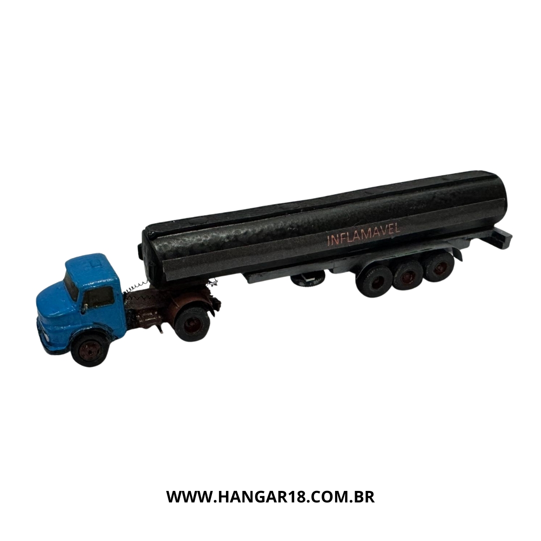 CAMINHAO TANQUE INFLAMAVEL (788) ANJOLY ESCALA HO