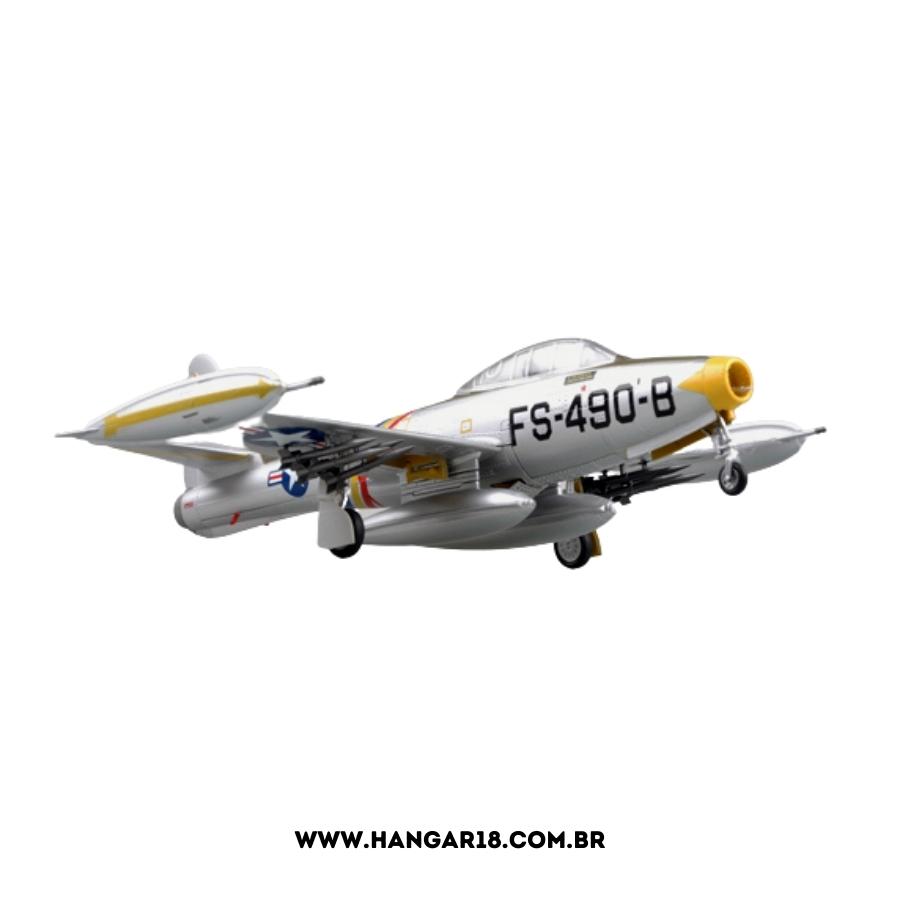 Avião F-84e Thunderjet 1951 1:72 Easy Model 37105