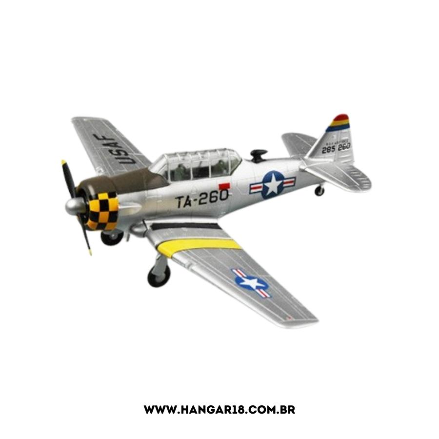 Avião T-6g 1/72 Easy Model 36318