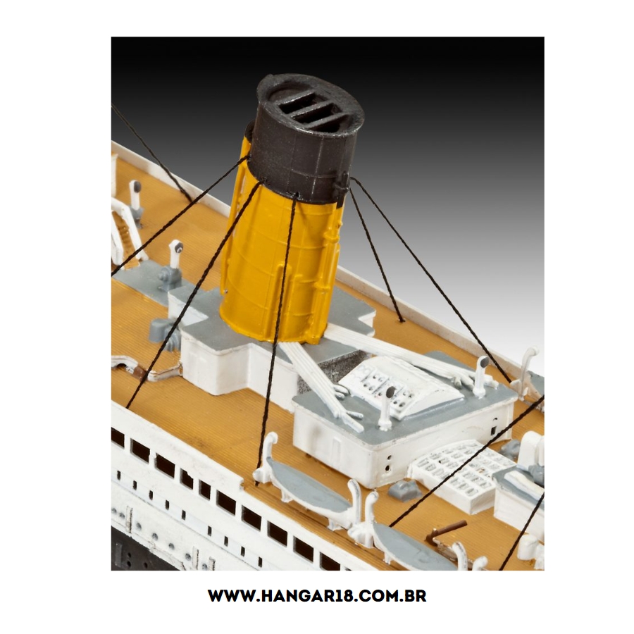RMS TITANIC 1:700 REVELL 05210